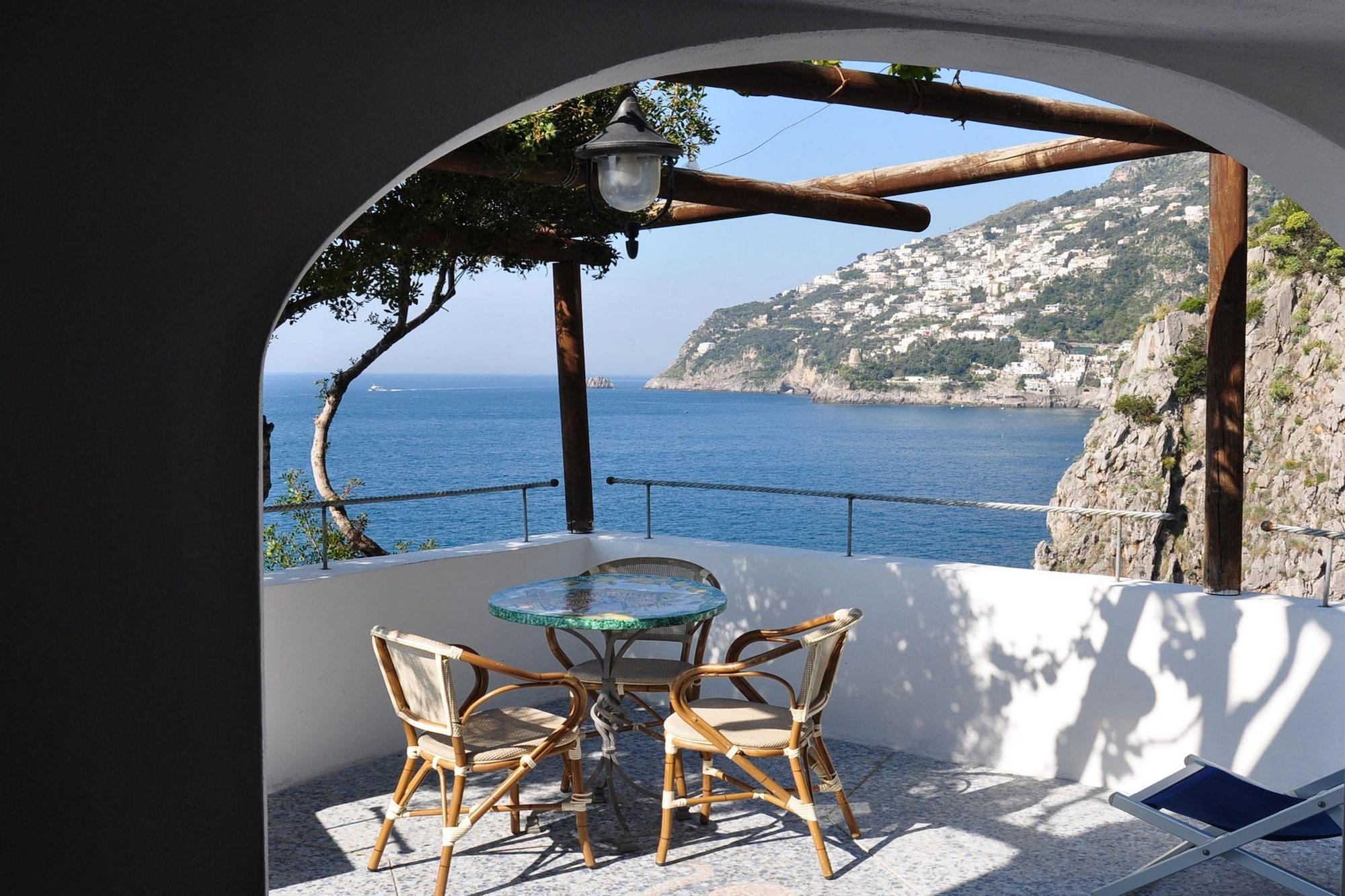 La Locanda Del Fiordo Furore Exterior photo